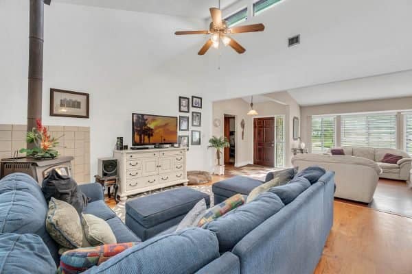 795-Keeneland-Pike-Lake-Mary-FL-32746-07-Foyer-600x400-1