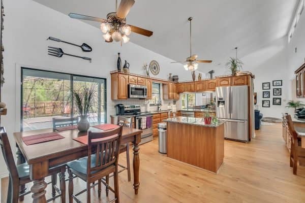 795-Keeneland-Pike-Lake-Mary-FL-32746-10-Kitchen-600x400-1