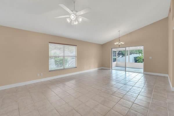 807-Rivecon-Ave-Orlando-FL-32825-13-600x400-1