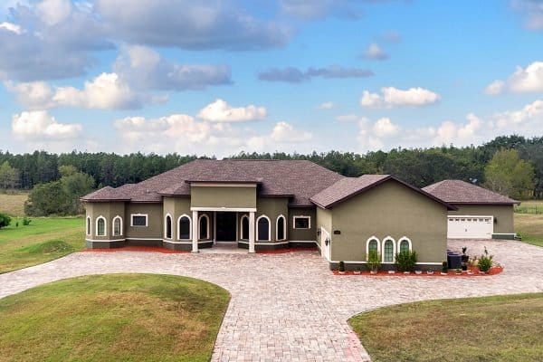 10125-Colt-Lane-Winter-Garden-FL-34787-01-Front-Edit-1-600x400-1