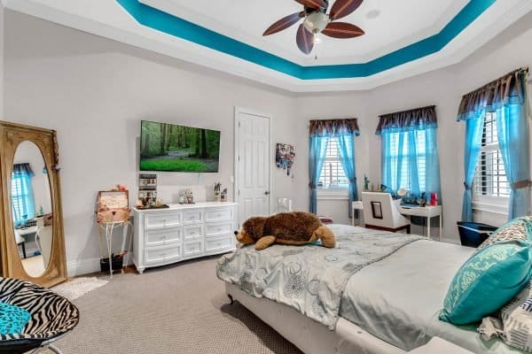10125-Colt-Lane-Winter-Garden-FL-34787-28-Bedroom-600x400-1