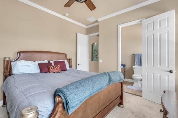 319-Woodlawn-Cemetery-Rd-Gotha-FL-34734-32-Bedroom-600x400-1