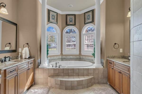 5424-Water-Creek-Dr-Windermere-FL-34786-48-Master-Bedroom-600x400-1
