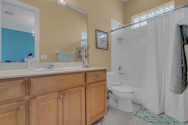 5424-Water-Creek-Dr-Windermere-FL-34786-51-Bathroom-600x400-1