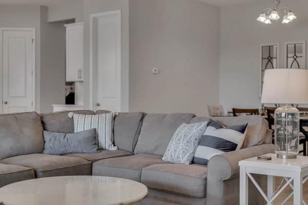 7407-Pomelo-Grove-Dr-Winter-Garden-FL-34787-11-Family-Room-600x400-1