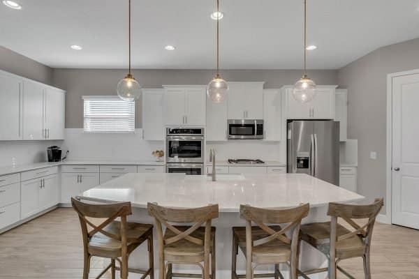 7407-Pomelo-Grove-Dr-Winter-Garden-FL-34787-14-Kitchen-600x400-1