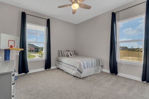 7407-Pomelo-Grove-Dr-Winter-Garden-FL-34787-28-Bedroom-600x400-1