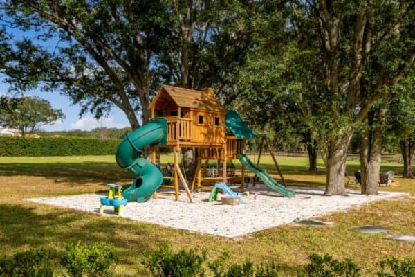 17326-phil-c-peters-rd-winter-garden-fl-34787-78-scaled-600x400