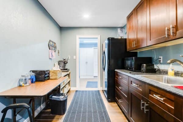 17326-phil-c-peters-rd-winter-garden-fl-34787-92-scaled-600x400