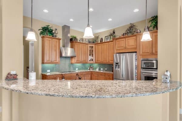 1837-Lake-Roberts-Ct-Windermere-FL-34786-13-Kitchen-600x400