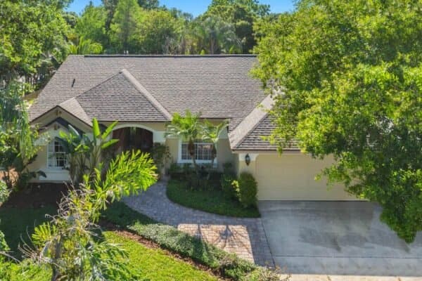 2636-Clementon-Park-Ct-Orlando-FL-32835-01-Front-Edit-768x512-1-600x400 2636-Clementon-Park-Ct-Orlando-FL-32835-01-Front-Edit-768x512-1-600x400