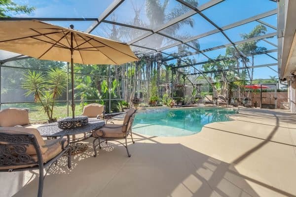 2636-Clementon-Park-Ct-Orlando-FL-32835-03-Pool-600x400-1 2636-Clementon-Park-Ct-Orlando-FL-32835-03-Pool-600x400-1