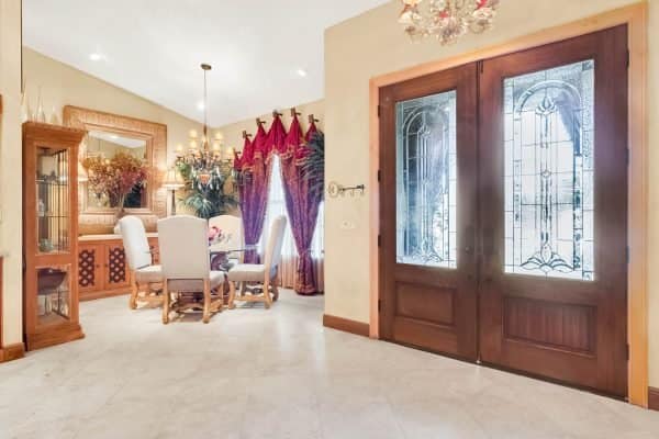 2636-Clementon-Park-Ct-Orlando-FL-32835-06-Foyer-600x400-1 2636-Clementon-Park-Ct-Orlando-FL-32835-06-Foyer-600x400-1