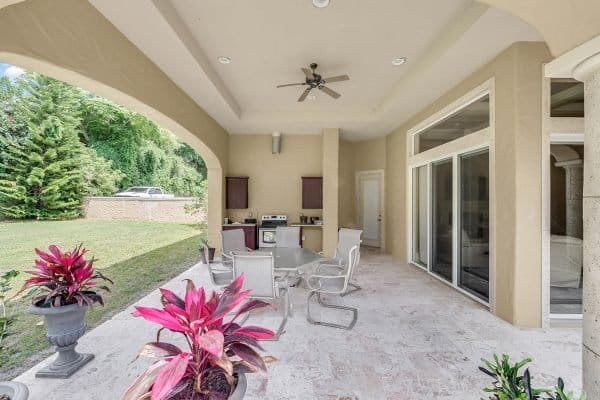 517-east-6th-ave-windermere-fl-34786-41-600x400-1 517-east-6th-ave-windermere-fl-34786-41-600x400-1