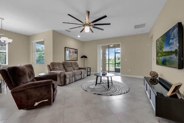 14719-speer-lake-drive-winter-garden-fl-34787-19-scaled-600x400