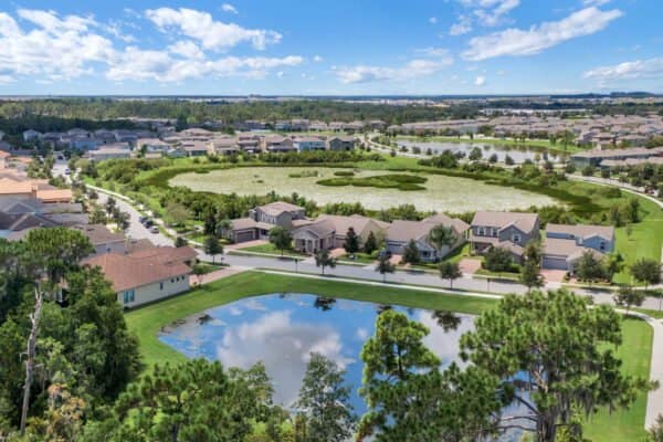 14719-speer-lake-drive-winter-garden-fl-34787-35-scaled-600x400