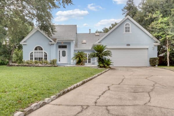 7838-rollingridge-court-orlando-fl-32835-01-scaled-600x400
