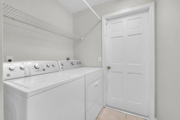 7838-rollingridge-court-orlando-fl-32835-18-scaled-600x400