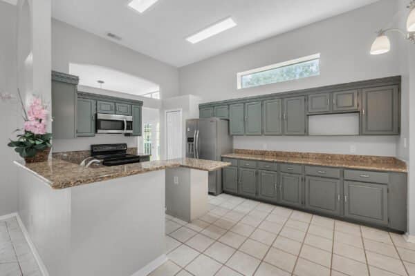 7838-rollingridge-court-orlando-fl-32835-28-scaled-600x400
