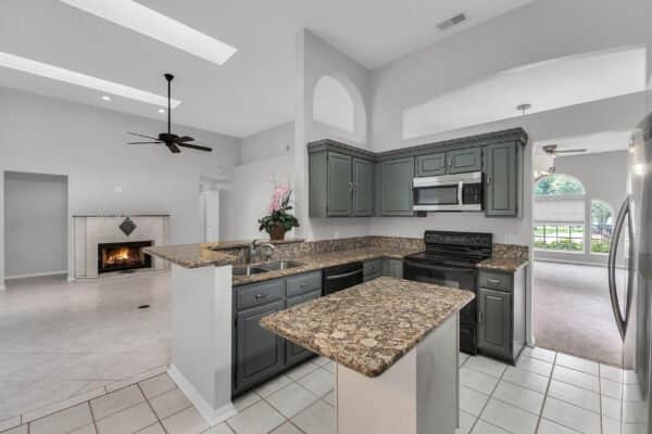 7838-rollingridge-court-orlando-fl-32835-29-scaled-600x400