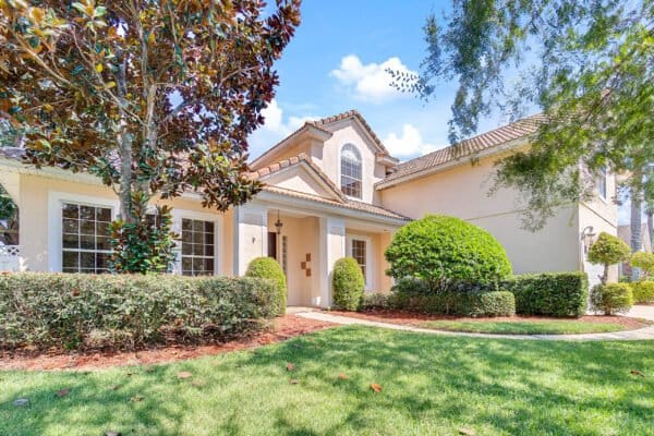 1063-sadie-lane-winter-garden-fl-34787-04-scaled-600x400