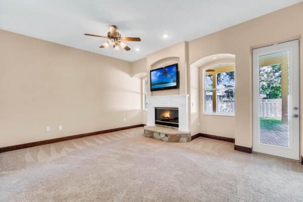 1063-sadie-lane-winter-garden-fl-34787-22-scaled-600x400