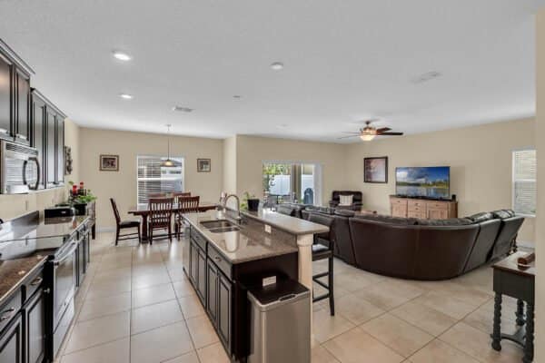 15130-driftwood-bend-street-winter-garden-fl-34787-33-scaled-600x400