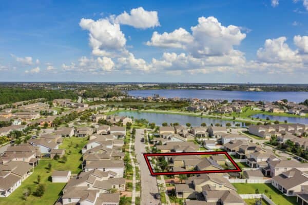 15130-driftwood-bend-street-winter-garden-fl-34787-44-edit-scaled-600x400