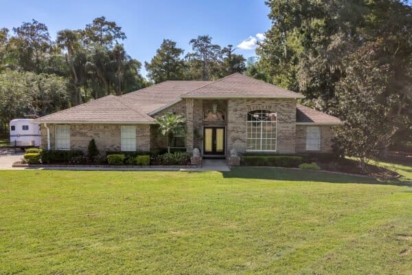 634-south-country-club-road-lake-mary-fl-32746-01-1-scaled-600x400