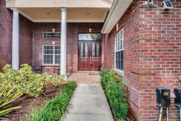 14025-country-estate-drive-winter-garden-fl-34787-04-scaled-600x400