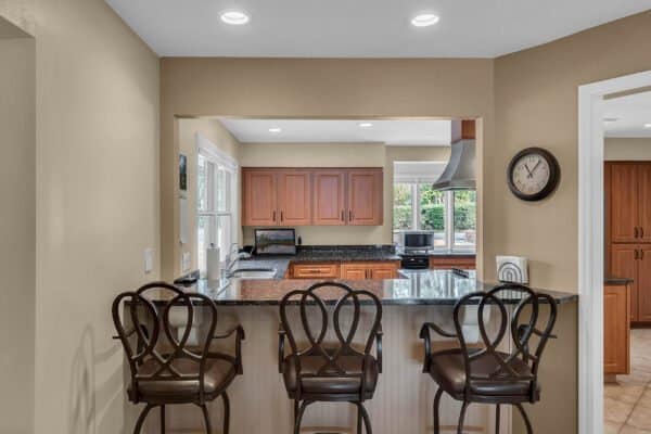 12436-summerport-lane-windermere-fl-34786-21--scaled-600x400