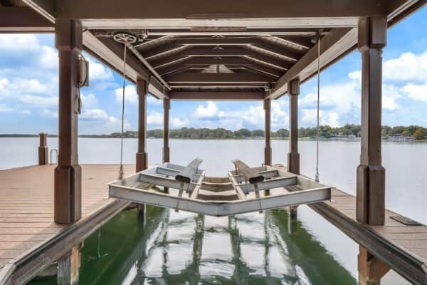 12436-summerport-lane-windermere-fl-34786-49--scaled-600x400