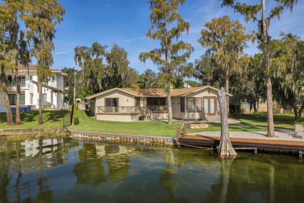 12436-summerport-lane-windermere-fl-34786-56--scaled-600x400