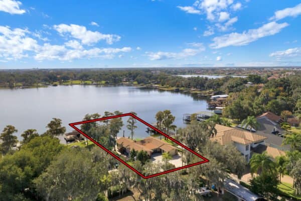 12436-summerport-lane-windermere-fl-34786-62-edit-scaled-600x400