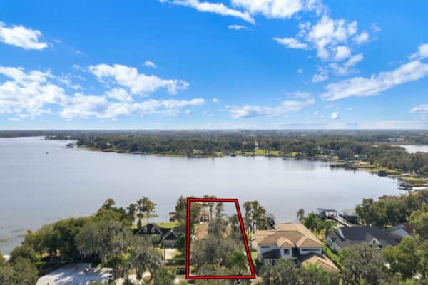 12436-summerport-lane-windermere-fl-34786-63-edit-scaled-600x400