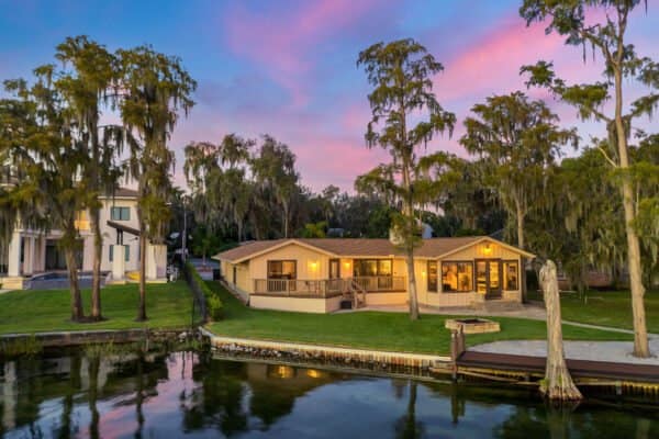 12436-summerport-lane-windermere-fl-34786-67-twilight-scaled-600x400