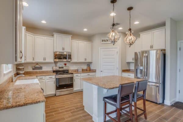 10175-shallow-water-dr-winter-garden-fl-34787-09-scaled-600x400