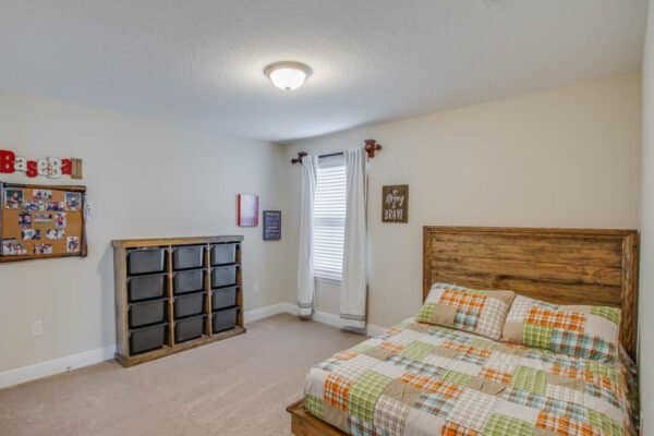 10175-shallow-water-dr-winter-garden-fl-34787-28-scaled-600x400