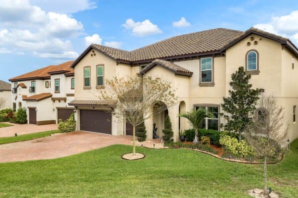 16569-broadwater-avenue-winter-garden-fl-34787-03-scaled-600x400