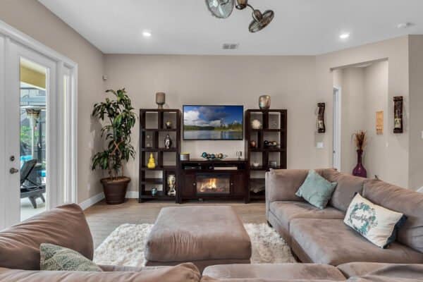 16569-broadwater-avenue-winter-garden-fl-34787-48-scaled-600x400