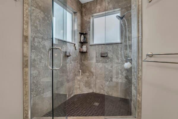 2512-sweet-oak-street-ocoee-fl-34761-13-scaled-600x400