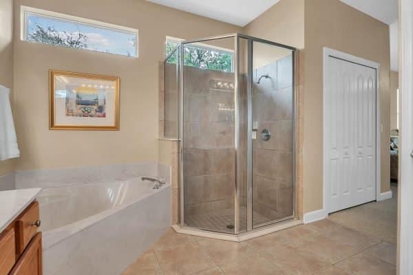 14066-zephermoor-lane-winter-garden-fl-34787-15-scaled-600x400-1