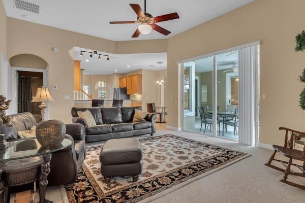 14066-zephermoor-lane-winter-garden-fl-34787-45-scaled-600x400-1