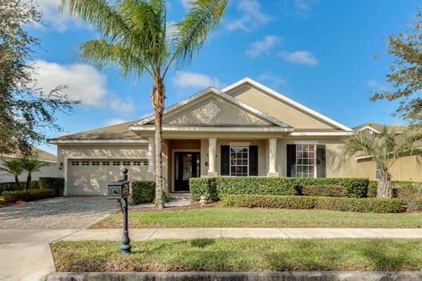 1922-Jean-Marie-Dr-Winter-Garden-FL-34787-01-Front-600x400