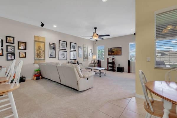 1922-Jean-Marie-Dr-Winter-Garden-FL-34787-10-Family-Room-600x400-1