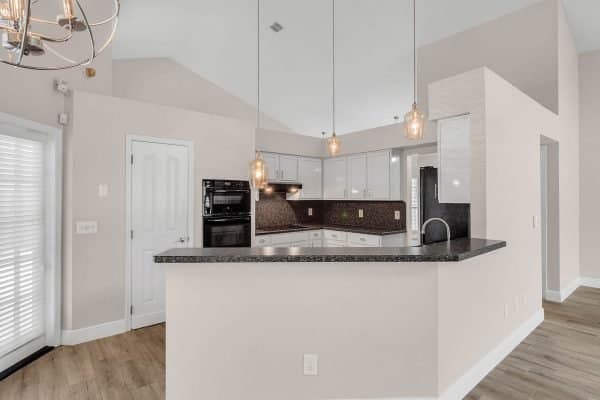 2511-tryon-place-windermere-fl-34786-35-scaled-600x400-1 2511-tryon-place-windermere-fl-34786-35-scaled-600x400-1