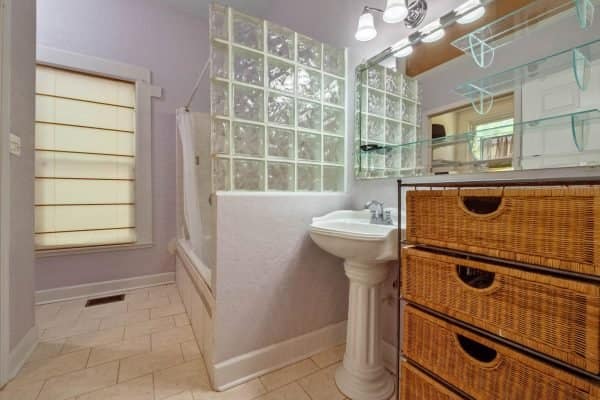 329-south-woodland-street-winter-garden-fl-34787-07-scaled-600x400-1