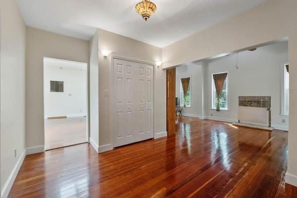 329-south-woodland-street-winter-garden-fl-34787-16-scaled-600x400-1