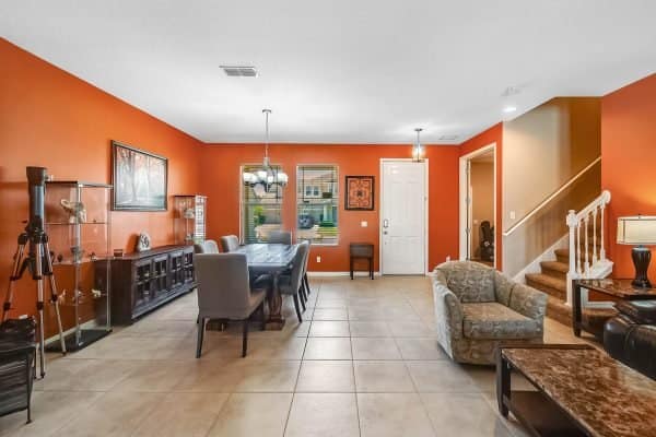 11717-sheltering-pine-drive-orlando-fl-32836-17-scaled-600x400-1