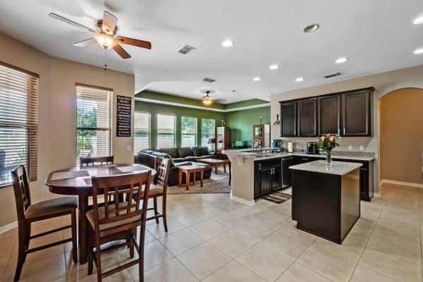 11717-sheltering-pine-drive-orlando-fl-32836-24-scaled-600x400-1